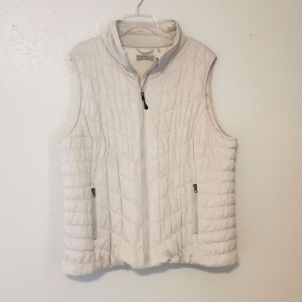 Bagatelle Quilted Vest, Off-White in Size 2X